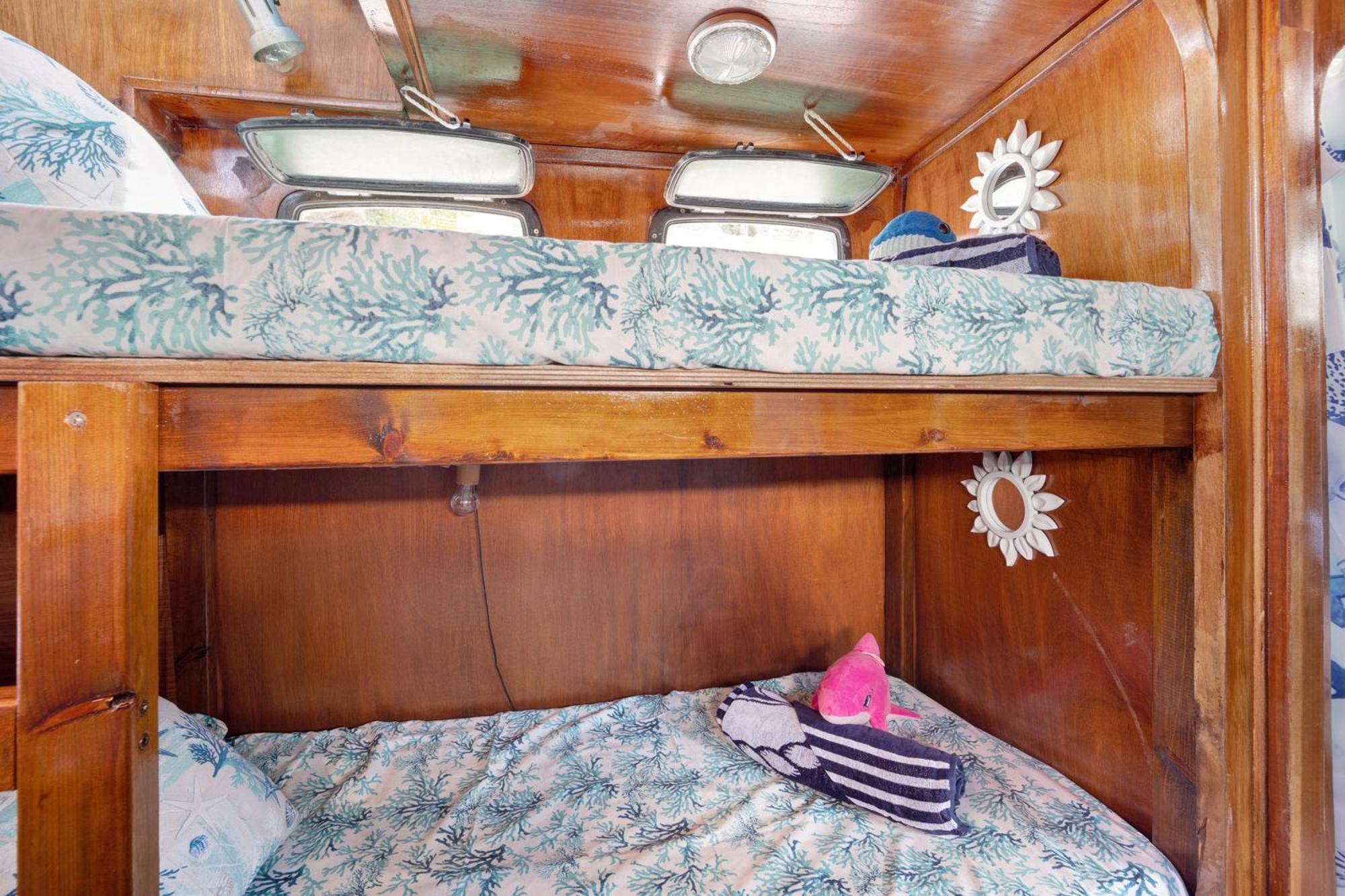 Aloha Jak'S Boat Alassio Luaran gambar