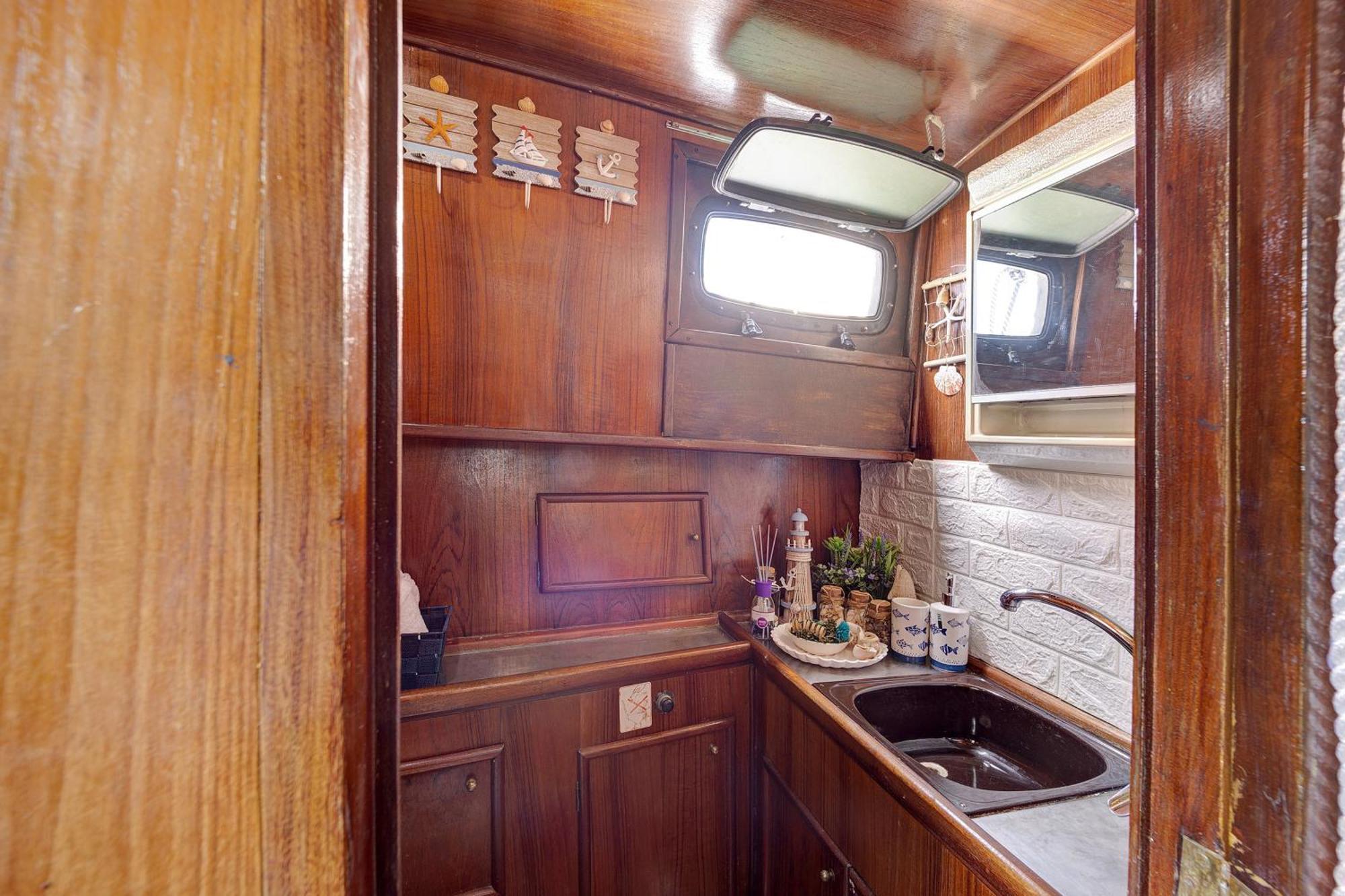 Aloha Jak'S Boat Alassio Luaran gambar